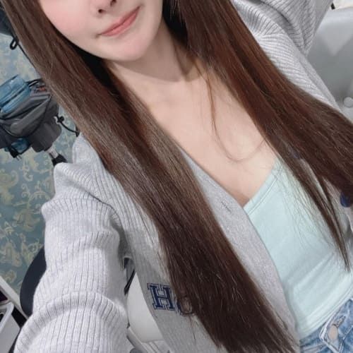 彰化外送茶：蜜比/ 164 cm / 52 kg / C罩杯 / 26歲／台灣妹