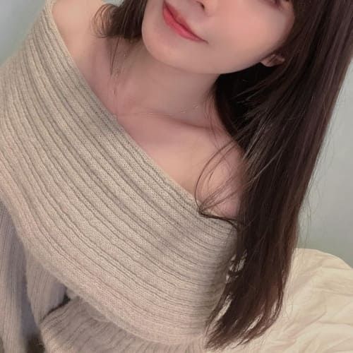 基隆外送茶：婉婷 / 162 cm / 49 kg / B罩杯 / 28歲／台灣妹