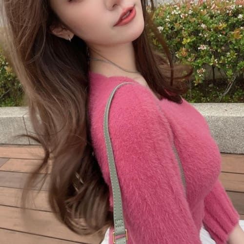 台南叫小姐：妙菱/ 162 cm / 52 kg / C罩杯/ 23／台灣妹