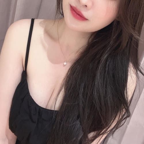 台北外送茶：筱菀/ 163 cm / 49 kg / C罩杯 / 26歲 /台灣妹